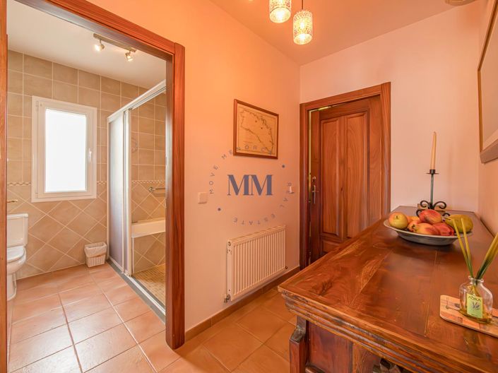 Image No.20-4 Bed Villa for sale