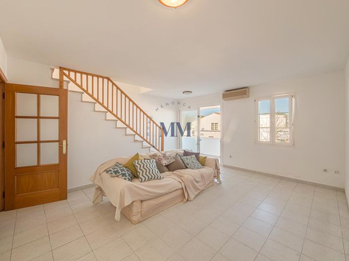 Image No.15-3 Bed Property for sale