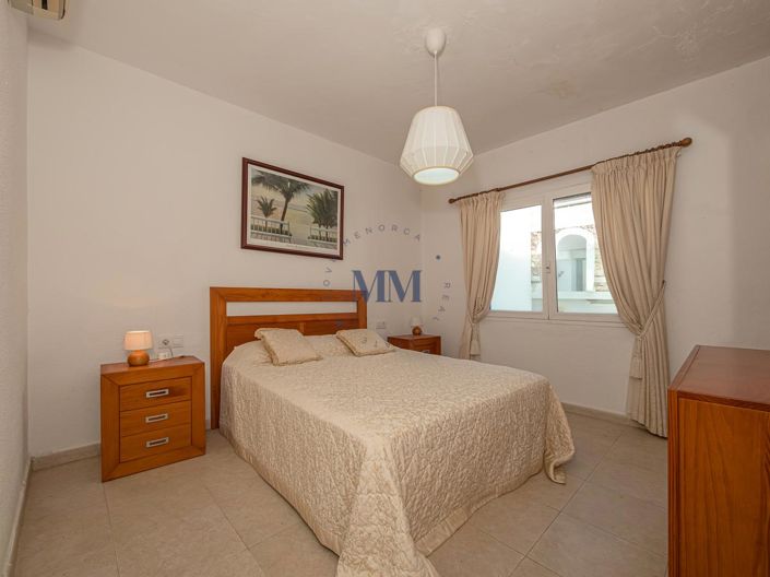 Image No.13-3 Bed House for sale