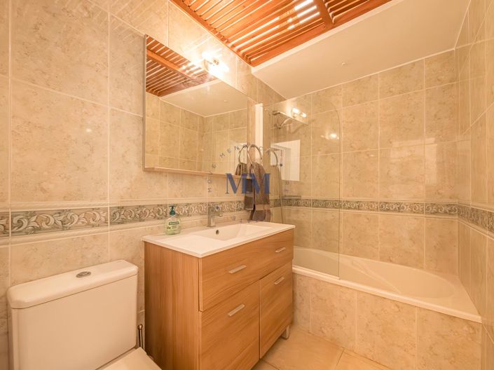 Image No.15-3 Bed House for sale