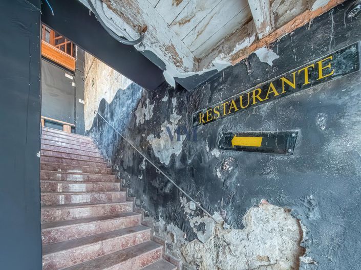 Image No.7-4 Bed Property for sale