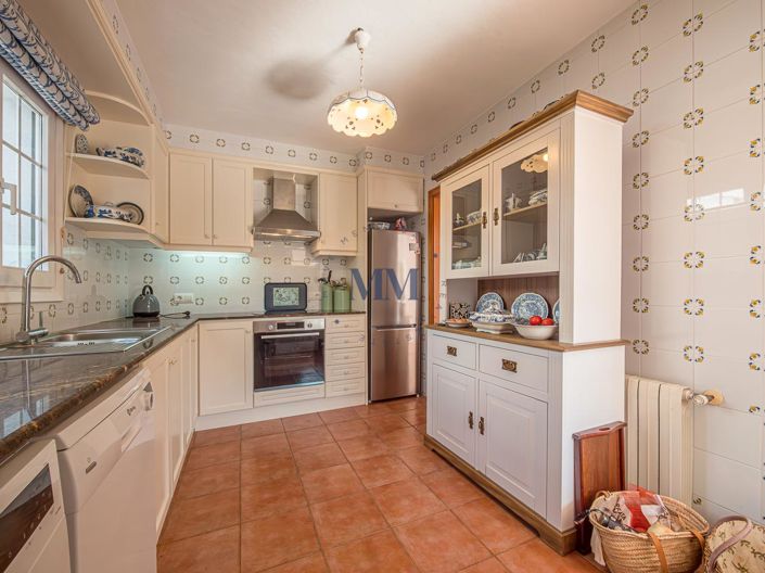 Image No.18-3 Bed Villa for sale