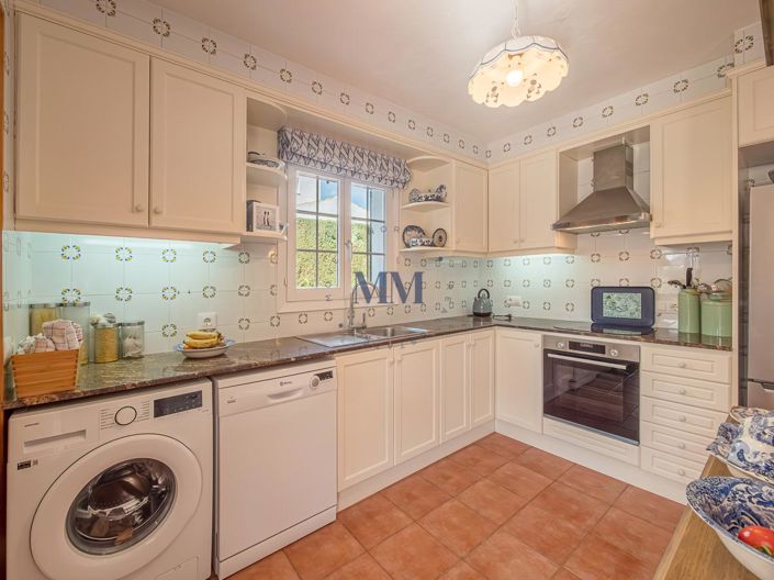 Image No.19-3 Bed Villa for sale