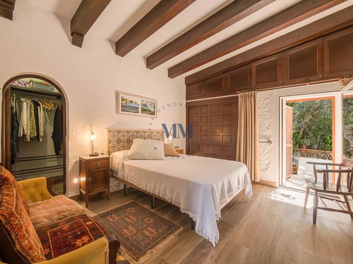 Image No.18-3 Bed Country House for sale