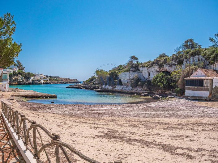 Image No.35-3 Bed Country House for sale