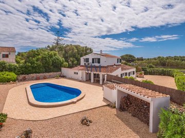 casa-en-biniparrell-006
