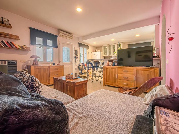 Image No.12-3 Bed Apartment for sale