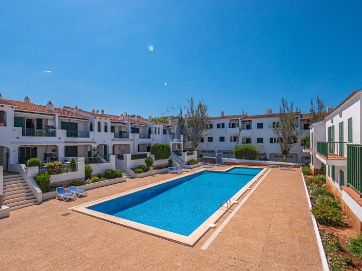 Image No.25-3 Bed Apartment for sale