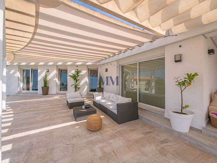 Image No.10-3 Bed Villa for sale