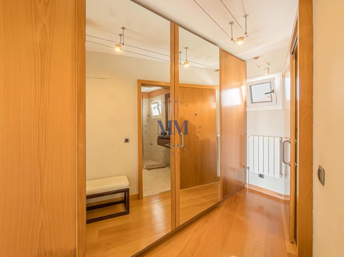 Image No.26-3 Bed Villa for sale