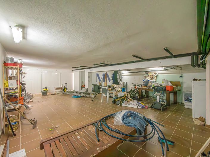 Image No.28-3 Bed Villa for sale