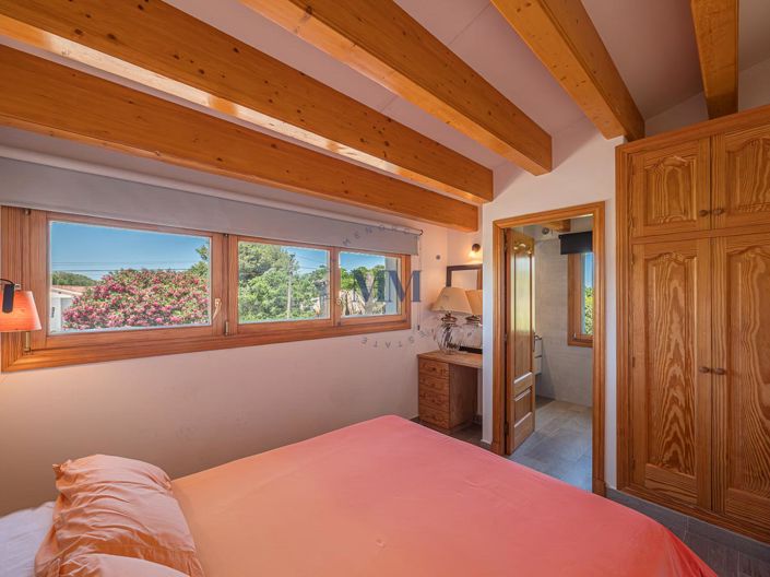 Image No.13-4 Bed Villa for sale