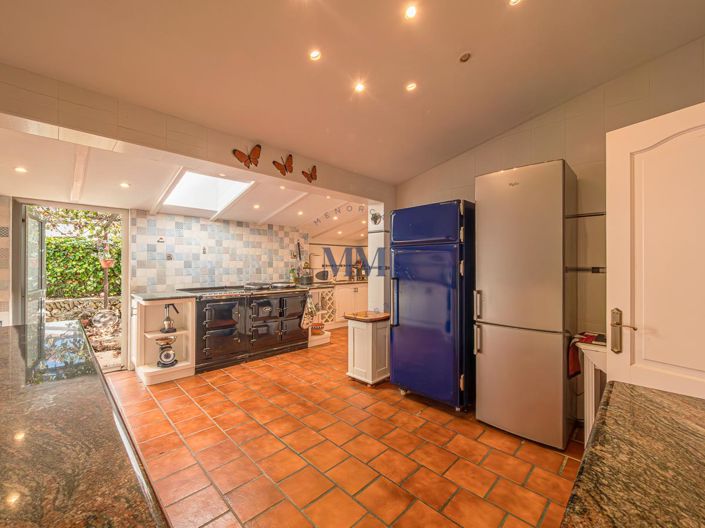 Image No.11-4 Bed Villa for sale