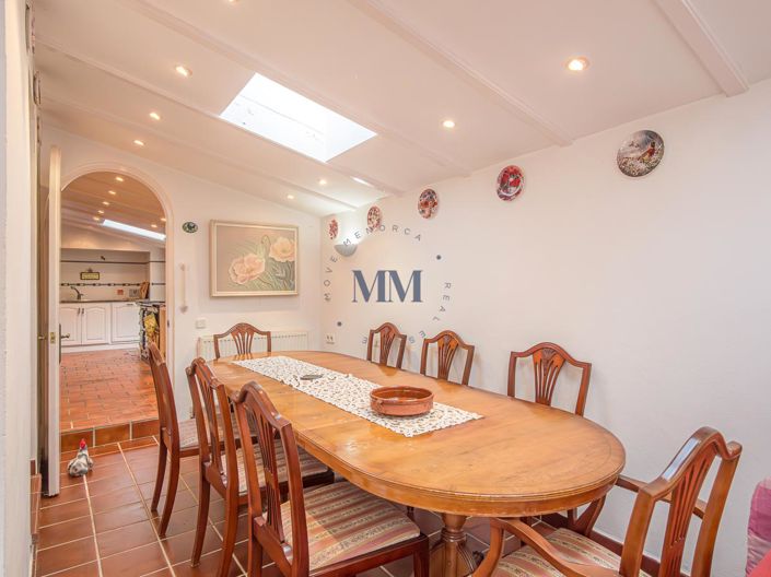 Image No.12-4 Bed Villa for sale