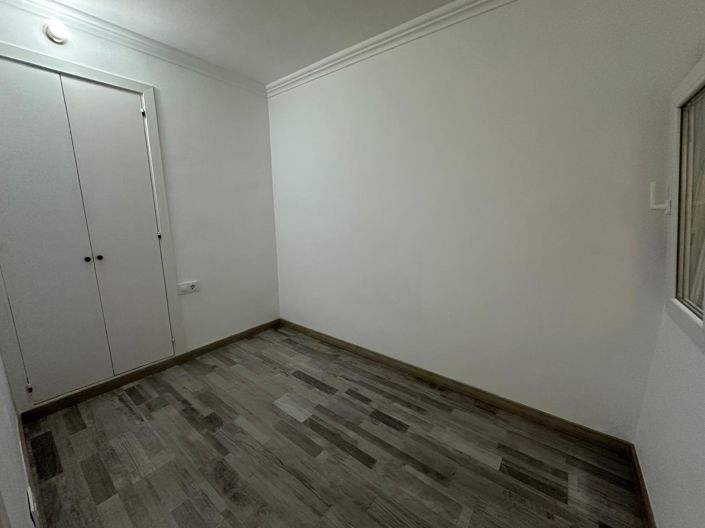 Image No.12-3 Bed Apartment for sale