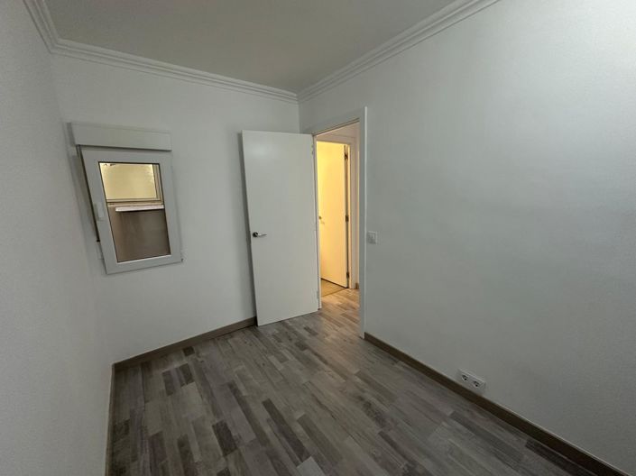 Image No.14-3 Bed Apartment for sale