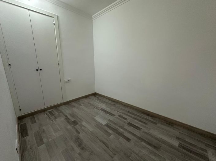 Image No.17-3 Bed Apartment for sale