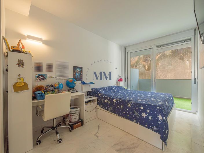 Image No.18-2 Bed Apartment for sale