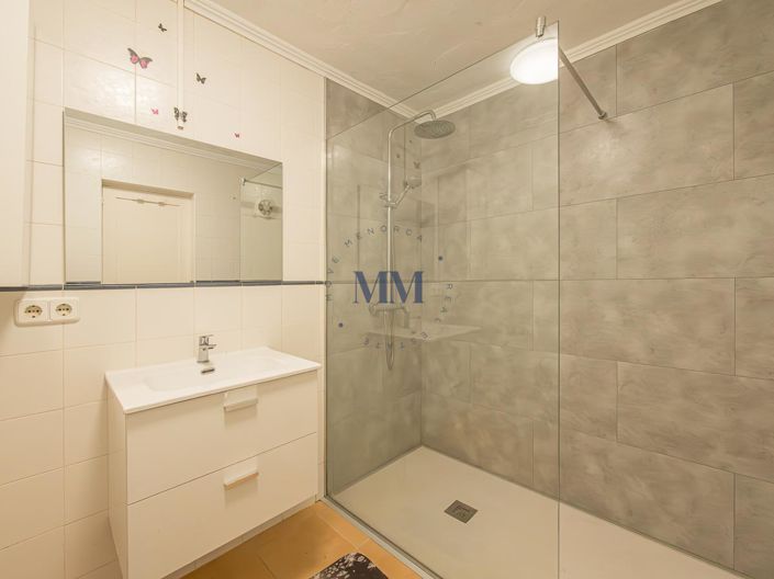 Image No.21-2 Bed Apartment for sale