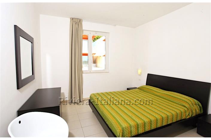 Image No.23-2 Bed Apartment for sale