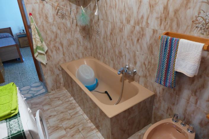 Image No.19-Maison de campagne de 2 chambres à vendre à Cosenza