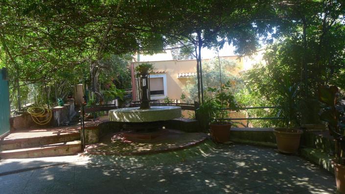 Image No.2-2 Bed Townhouse for sale