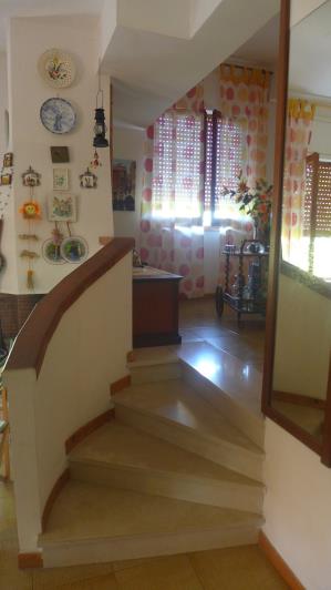 Image No.20-2 Bed Townhouse for sale