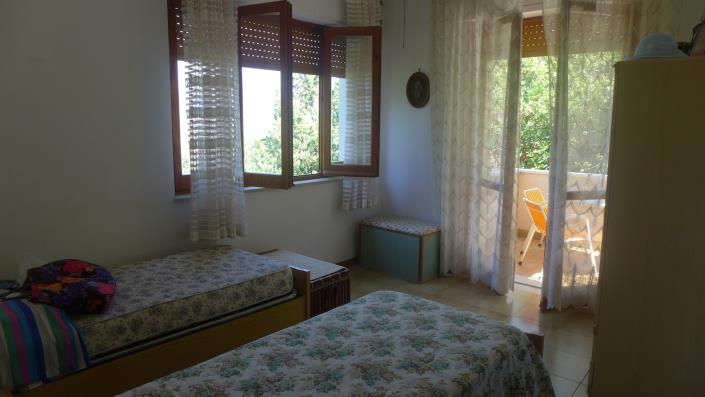 Image No.28-2 Bed Townhouse for sale