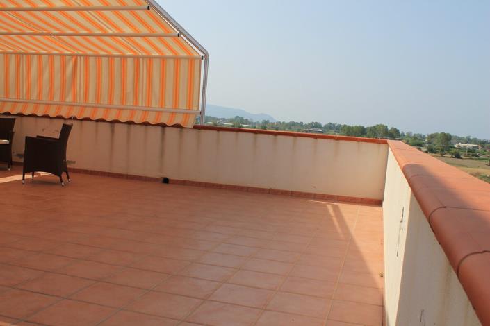 Image No.20-2 Bed Apartment for sale