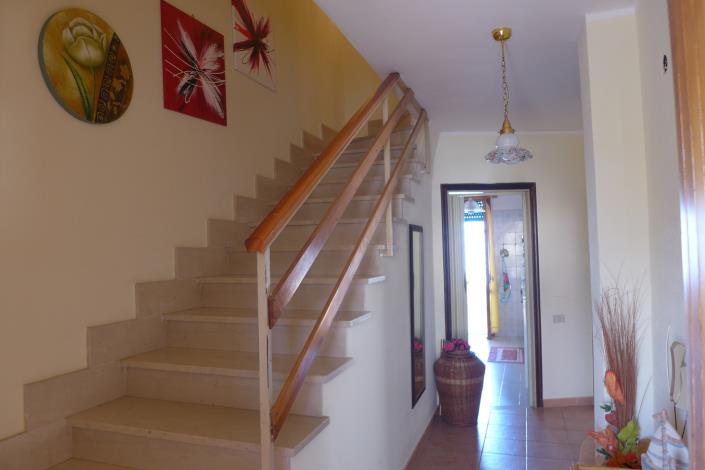 Image No.9-3 Bed Townhouse for sale