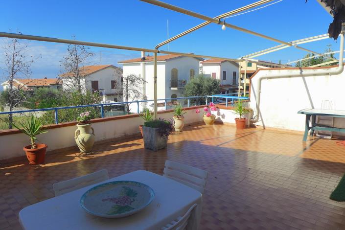 Image No.17-3 Bed Townhouse for sale