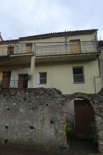 Image No.24-2 Bed Townhouse for sale