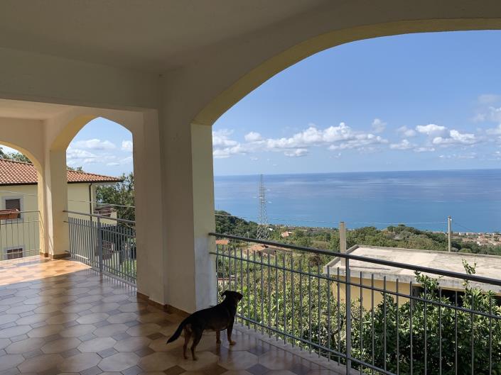 Image No.4-4 Bed Villa for sale