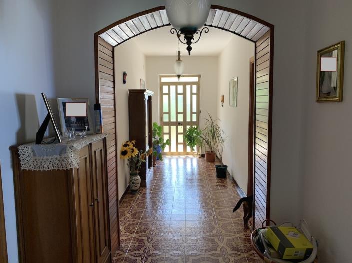 Image No.18-4 Bed Villa for sale