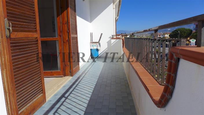 Image No.6-3 Bed Apartment for sale