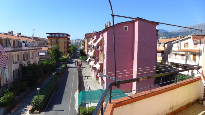 Image No.27-2 Bed Apartment for sale