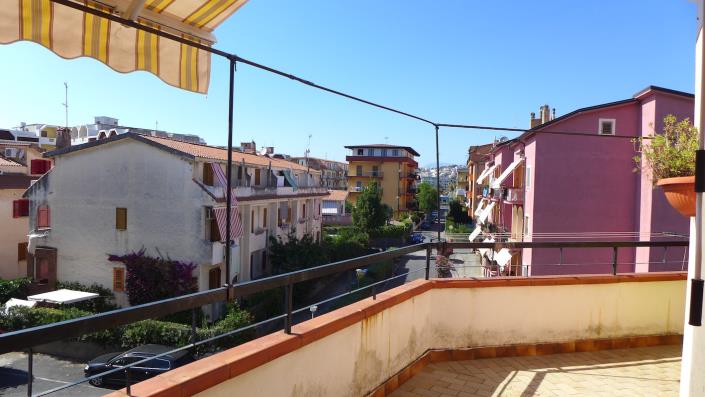 Image No.28-2 Bed Apartment for sale