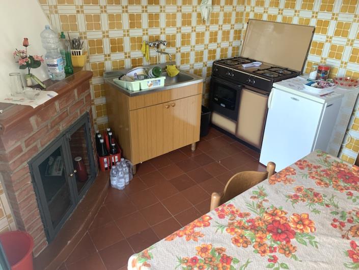 Image No.16-2 Bed Property for sale