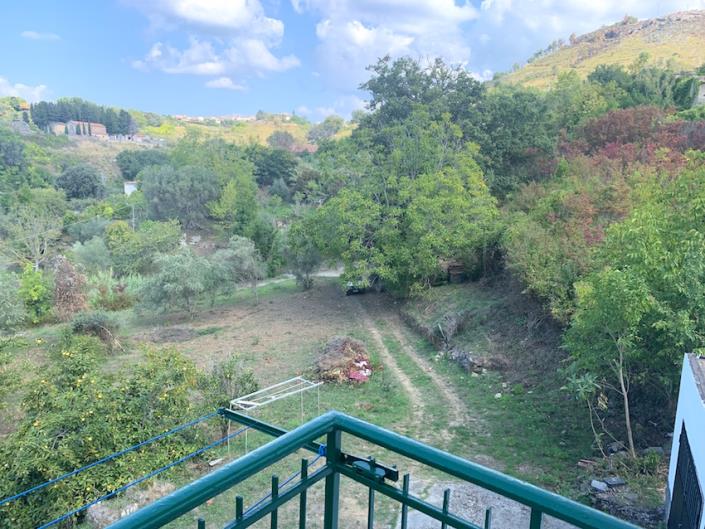 Image No.19-2 Bed Property for sale