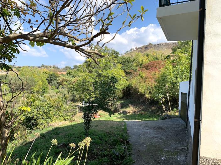 Image No.20-2 Bed Property for sale