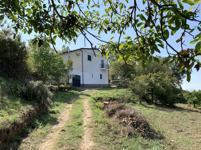 Image No.2-2 Bed Property for sale