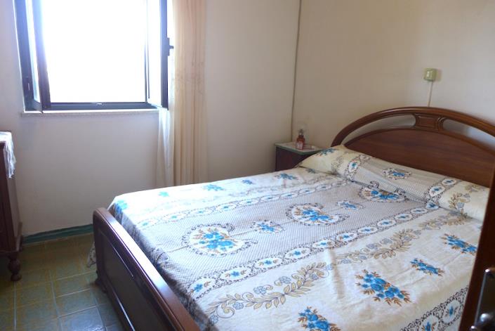 Image No.15-2 Bed Property for sale