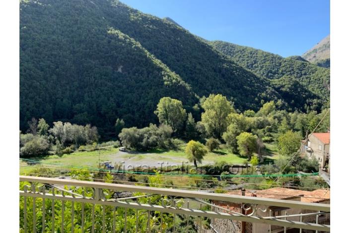 Image No.21-2 Bed Apartment for sale