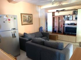 Image No.6-2 Bed Property for sale