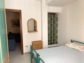 Image No.13-2 Bed Property for sale