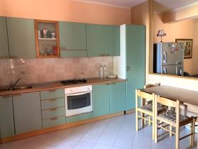 Image No.23-2 Bed Property for sale