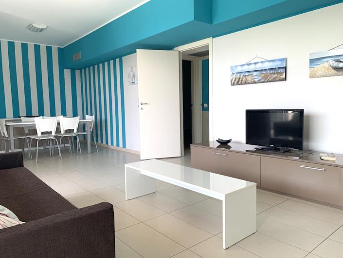 Image No.3-Appartement de 2 chambres à vendre à Praia a Mare