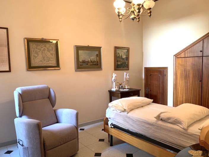 Image No.20-1 Bed Apartment for sale