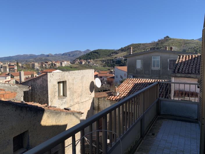 Image No.22-2 Bed Apartment for sale