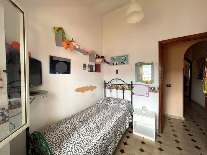 Image No.15-3 Bed Apartment for sale